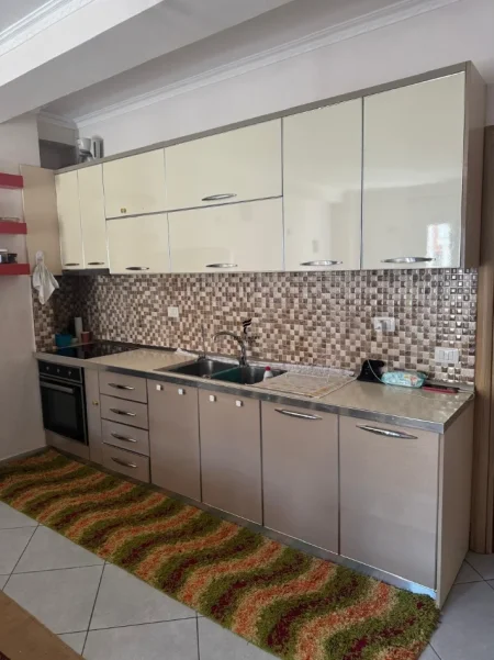 Tirane, shitet apartament 2+1 Kati 2, 104 m² 160.000 € (ASTIR)