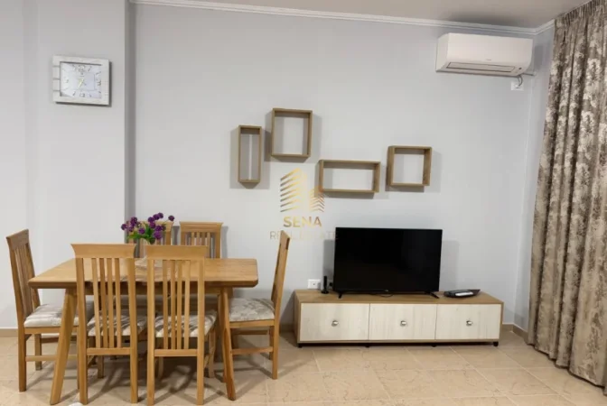 Tirane, jepet me qera apartament 2+1+Ballkon Kati 1, 122 m² 800 € (Bulevardi i Ri)
