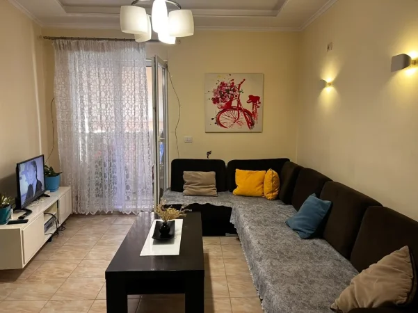 Tirane, shitet apartament 2+1 Kati 3, 94 m² 242.000 € (21 DHJETORI)