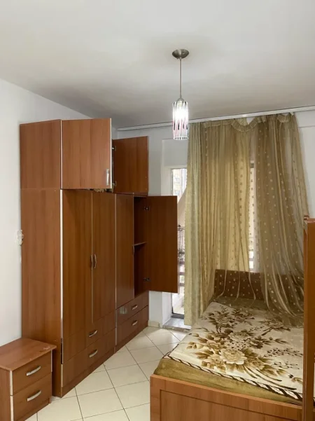 Tirane, jepet me qera apartament 2+1+Ballkon Kati 4, 80 m² 450 € (Rruga Teodor Keko, Astir)