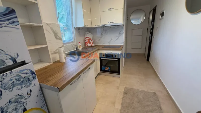 Tirane, jepet me qera garsonier Studio , 350 € (Selite)