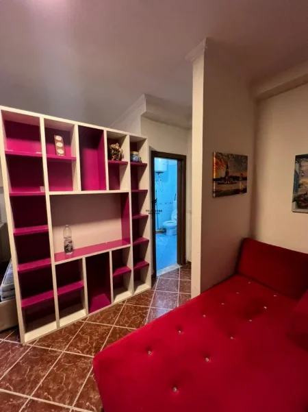 Tirane, jepet me qera garsonier Kati 4, 35 m² 380 € (RRUGA E ELBASANIT)