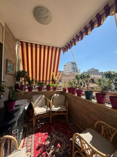 Tirane, shitet apartament 2+1+Ballkon Kati 4, 112 m² 358.400 € (RRUGA E BOGDANEVE)