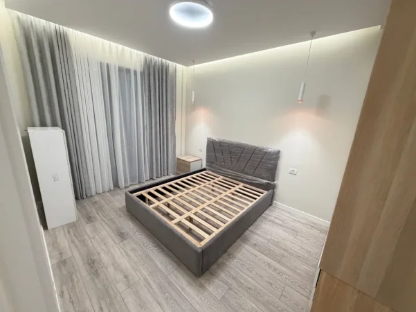 Tirane, jepet me qera apartament 2+1 Kati 4, (5 MAJI)