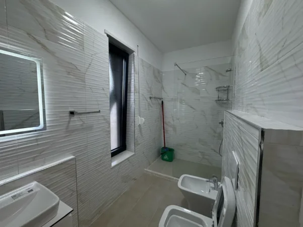 Tirane, jepet me qera apartament 2+1 Kati 6, 100 m² 750 € (RRUGA KARL GEGA)