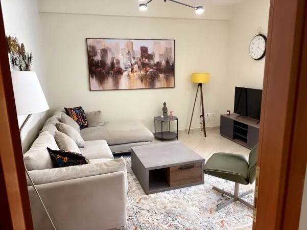 Tirane, jepet me qera 1+1+Aneks Kati 4, 70 m² 790 € (Komuna e Parisit)