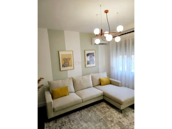 Tirane, shitet apartament 2+1 Kati 1, 86 m² 387.000 € (sheshi skenderbej)