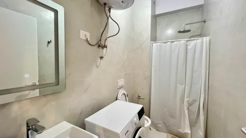 Me Qera: 1+1📍Ali Dem (Rezidenca Kadiu) - Ndertim i Ri✨️ - 40,000 Leke/Muaj - S.60m² - Kt.3 || I Pabanuar me Pare🔥