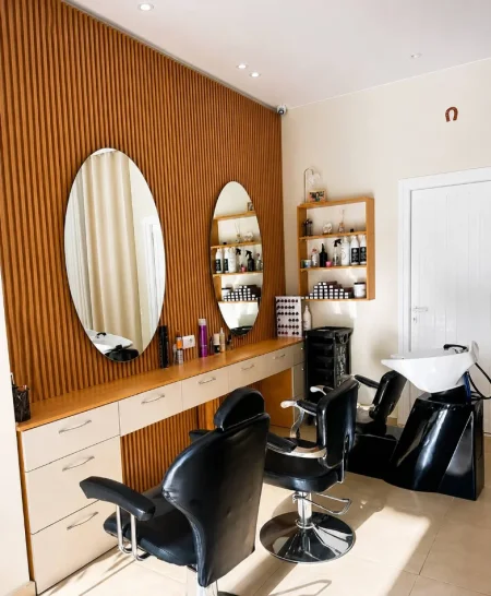 Tirane, jepet me qera ambjent biznesi Kati 0, 45 m² 1.200 € (Rr Kavaje)
