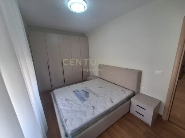 Tirane, jepet me qera apartament 1+1 Kati 1, 65 m² 650 € (don bosko)