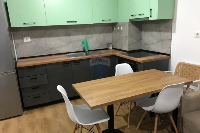 Tirane, jepet me qera apartament , 54 m² 425 € 