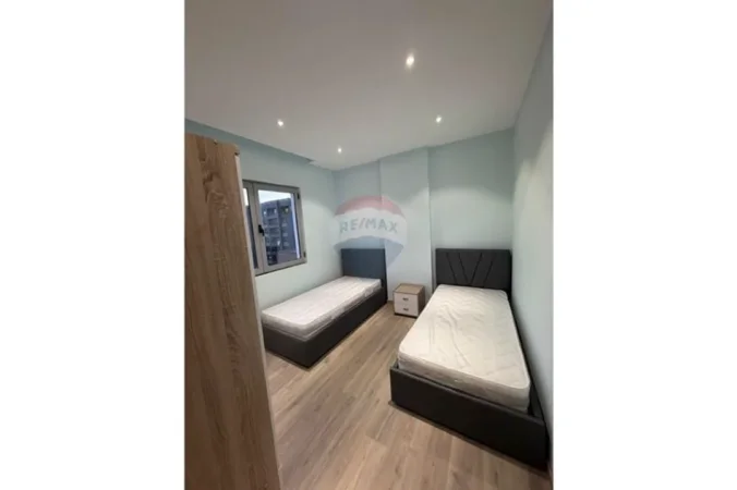 Tirane, jepet me qera apartament , 155 m² 1.200 € 