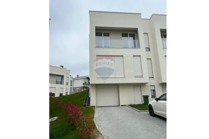 Tirane, jepet me qera Vile , 196 m² 1.300 € 