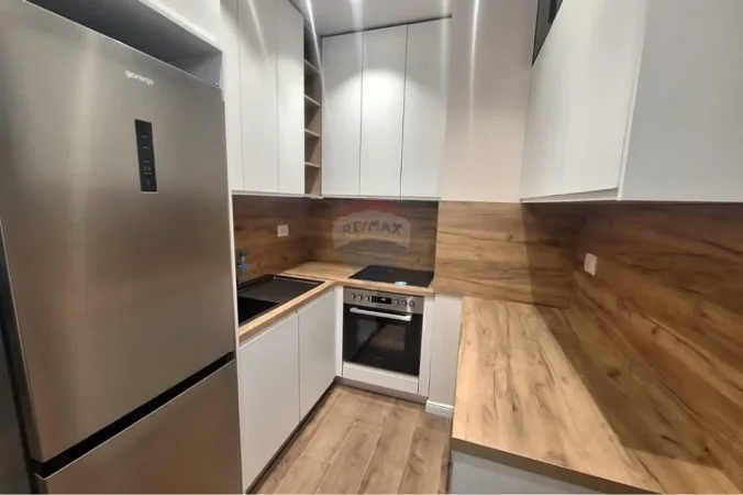 Tirane, jepet me qera apartament , 70 m² 690 € 