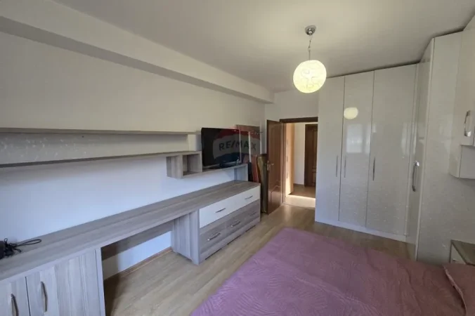 Tirane, jepet me qera apartament , 117 m² 1.000 € 