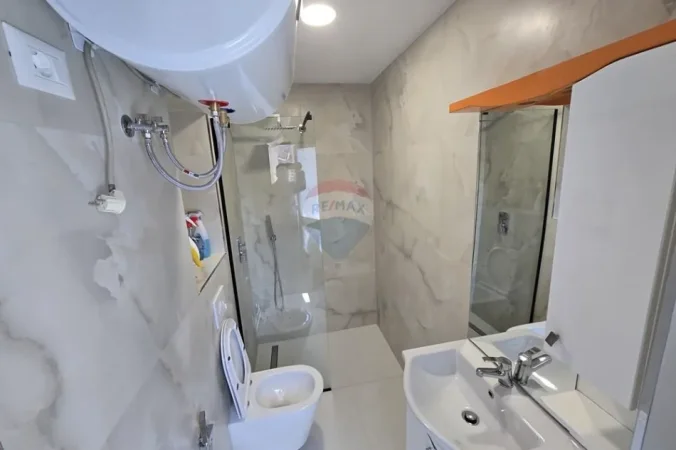 Tirane, jepet me qera apartament , 117 m² 1.000 € 