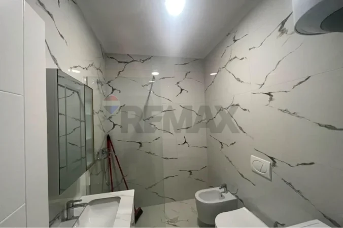 Tirane, jepet me qera apartament , 71 m² 551 € 
