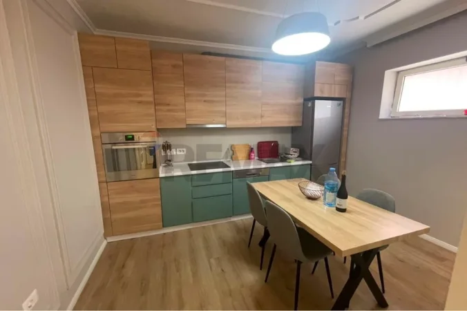 Tirane, jepet me qera apartament , 90 m² 530 € (Rruga Ferit Xhajko, Tiranë)