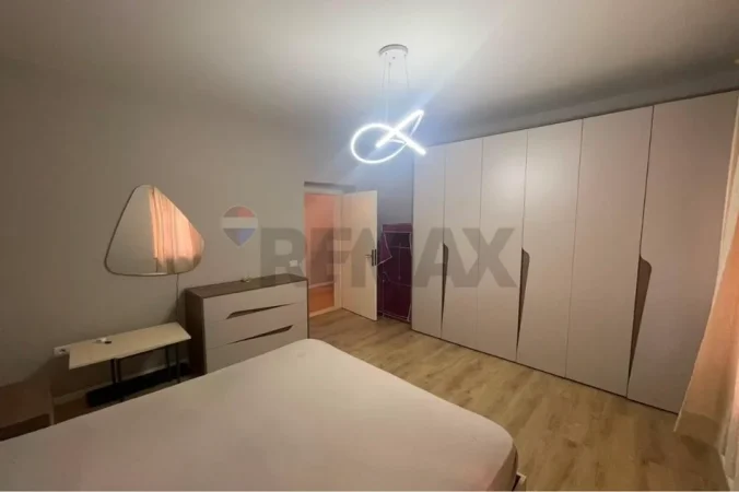 Tirane, jepet me qera apartament , 90 m² 530 € (Rruga Ferit Xhajko, Tiranë)