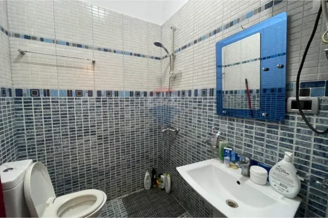 Tirane, jepet me qera apartament , 60 m² 530 € 