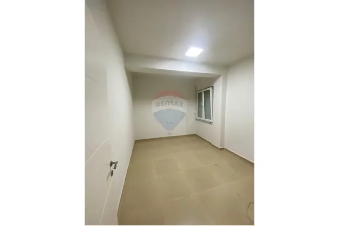 Tirane, jepet me qera apartament , 92 m² 1.060 € 