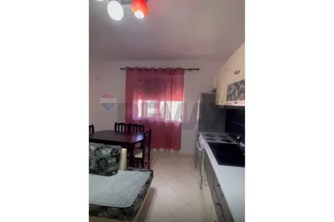 Tirane, jepet me qera apartament , 60 m² 530 € (Rruga Irfan Tomini, Tiranë)