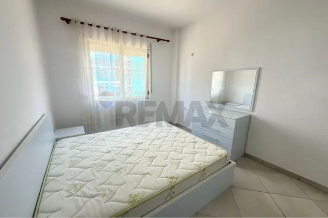Tirane, jepet me qera apartament , 65 m² 500 € 