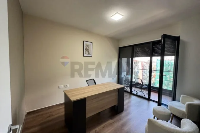 Tirane, jepet me qera apartament , 60 m² 500 € 