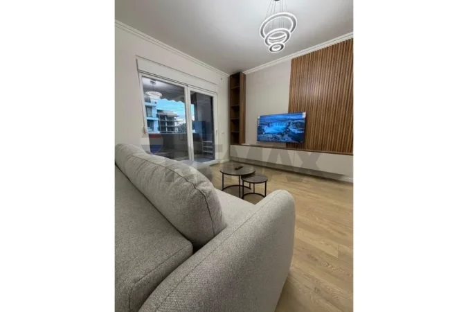 Tirane, jepet me qera apartament , 65 m² 800 € 