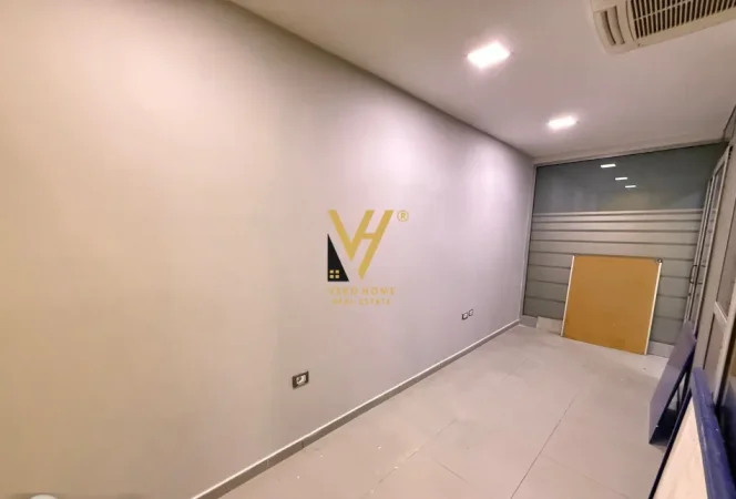 Tirane, shitet ambjent biznesi Kati 0, 253 m² 590.000 € (RRUGA E KAVAJES)