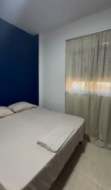 Tirane, jepet me qera apartament 2+1+Ballkon Kati 5, 80 m² 520 € (Don bosko)