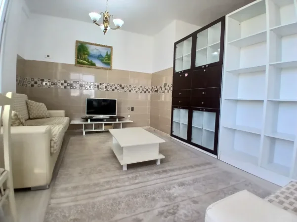 Tirane, jepet me qera apartament 1+1 Kati 9, 50 m² 430 € (Zogu I zi)
