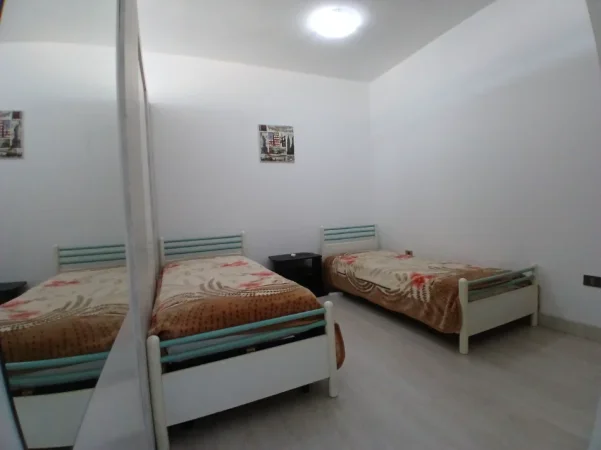Tirane, jepet me qera apartament 1+1 Kati 9, 50 m² 430 € (Zogu I zi)