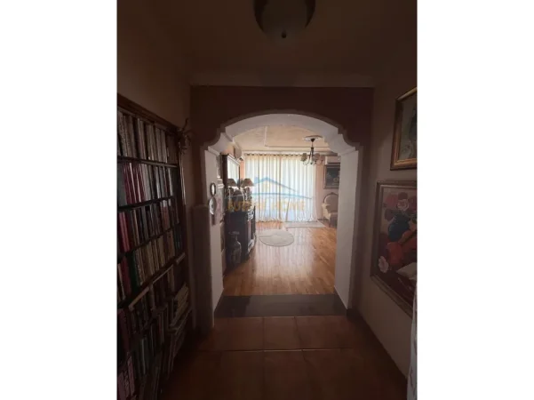 Tirane, shitet apartament 2+1 Kati 4, 96 m² 182.000 € (Marteniteti i ri)