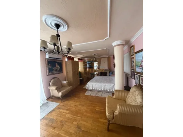 Tirane, shitet apartament 2+1 Kati 4, 96 m² 182.000 € (Marteniteti i ri)