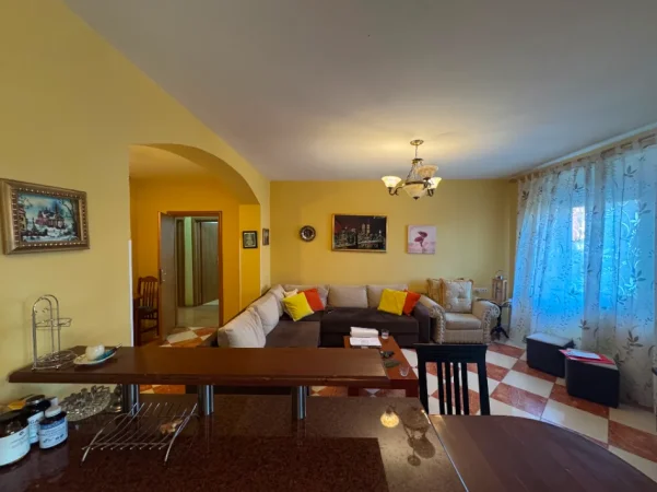 Tirane, shitet apartament 2+1 Kati 7, 116 m² 350.000 € (Rruga e Kosovareve)
