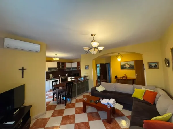 Tirane, shitet apartament 2+1 Kati 7, 116 m² 350.000 € (Rruga e Kosovareve)