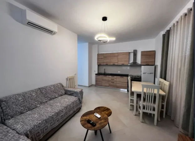 Tirane, jepet me qera shtepi 2+1+Ballkon , 77 m² 51 € (Astir rruga Sokrat Milo)
