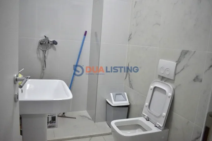 Tirane, jepet me qera zyre , 105 m² 1.200 € (Kika 2)