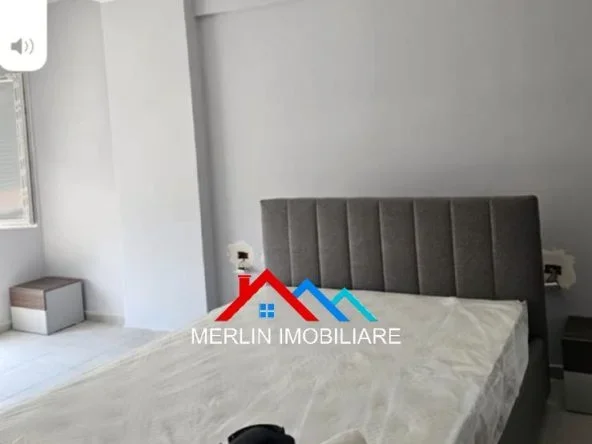 Tirane, jepet me qera apartament 2+1+Ballkon Kati 2, 100 m² 735 € (RRUGA BARDHYL,BRRYLI)