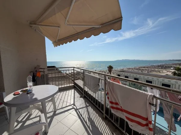 Mali Robit, shitet apartament 1+1+Aneks+Ballkon Kati 4, 85 m² 160.000 € (mali i robit)