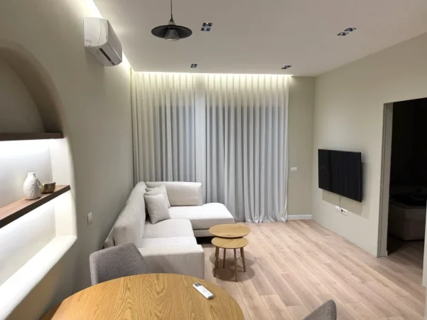 Tirane, shitet apartament 1+1 Kati 8, 63 m² 230.000 € (RRUGA E “BARRIKADAVE”)