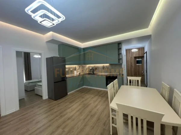 Tirane, jepet me qera apartament 2+1+Ballkon Kati 1, 88 m² 550 € (Sauk)