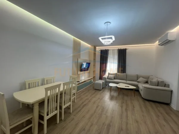 Tirane, jepet me qera apartament 2+1+Ballkon Kati 1, 88 m² 550 € (Sauk)