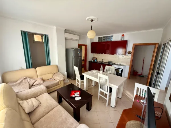 Tirane, jepet me qera apartament 2+1 Kati 2, (fresk)