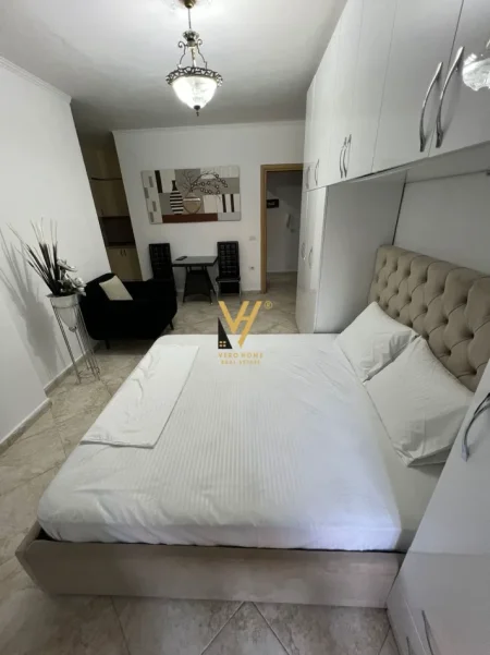 Tirane, jepet me qera garsonier Kati 3, 48 m² 520 € (RRUGA E BARRIKADAVE)