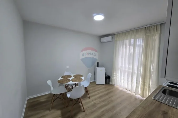 Tirane, jepet me qera apartament 2+1+Ballkon Kati 3, 58 m² 800 € (Tregu Cam)