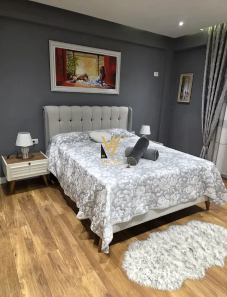 Tirane, jepet me qera apartament 1+1+Ballkon Kati 4, 70 m² 670 € (RRUGA MARGARITA TUTULANI)