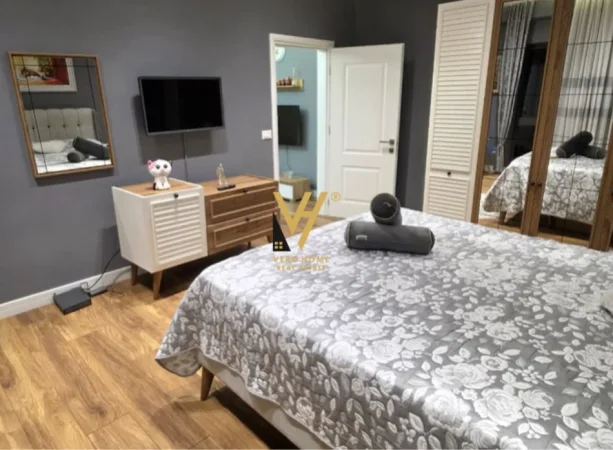 Tirane, jepet me qera apartament 1+1+Ballkon Kati 4, 70 m² 670 € (RRUGA MARGARITA TUTULANI)