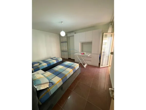 Durres, shitet apartament 2+1 Kati 2, 194 m² 245.000 € (Vila e Zogut)